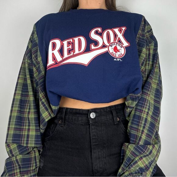 Red Sox Reworked Upcycled Long Sleeved Lightweight Baggy Loose fit Shirt Top - Picture 3 of 4